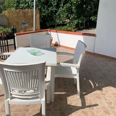 לינה וארוחת בוקר Luna E Stelle 4*